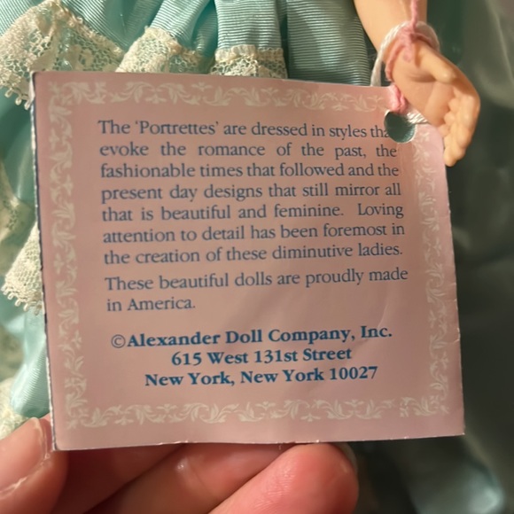 Madame Alexander Portrettes Iris - Picture 7 of 10